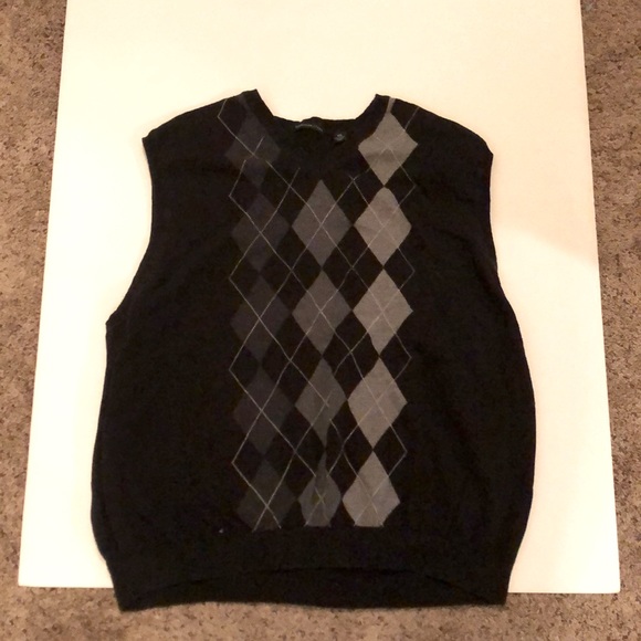 Van Heusen Sweaters | Mens Sweater Vest, Black and Gray Diamonds, Size XXL, Van Heusen | Color: Black/Gray | Size: XXL | Estherthomps657's Closet